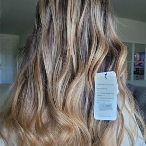 Synthetic honey blonde wig-Cosplay, dress up, etc